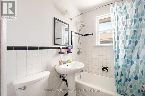 289 Mcarthur Avenue, Ottawa, ON - Indoor Photo Showing Bathroom