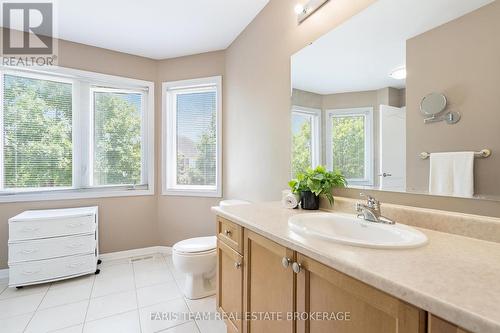 64 John W Taylor Avenue, New Tecumseth, ON - Indoor Photo Showing Bathroom