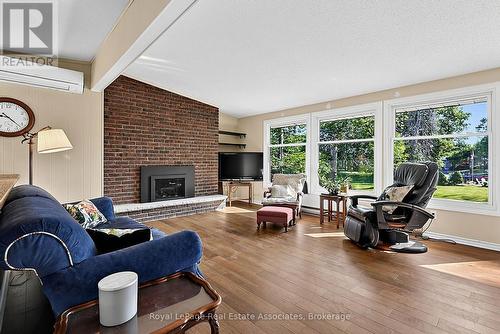 408 Mooney Crescent, Orillia, ON - Indoor Photo Showing Living Room With Fireplace