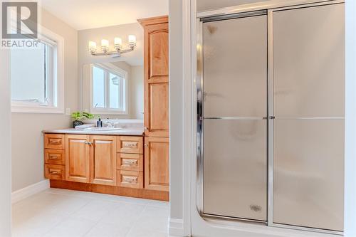36 Bayberry Place, St. John'S, NL - Indoor Photo Showing Bathroom