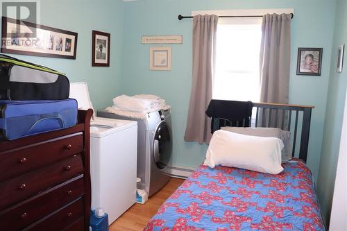 204 Main Road, Westbay, NL - Indoor Photo Showing Bedroom