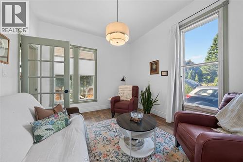 45 Oxley Drive, Chatham, ON - Indoor Photo Showing Living Room
