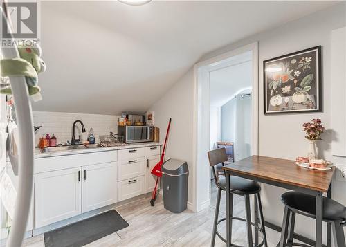 287 Van Horne Street, Sudbury, ON - Indoor Photo Showing Dining Room