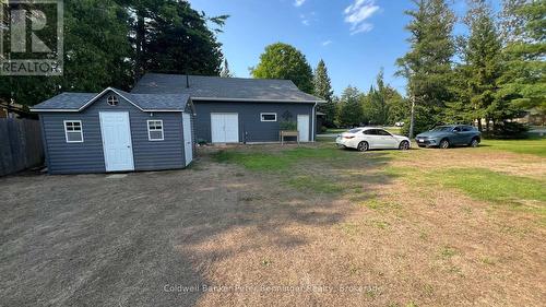 Bunkie and Shop - 810 Second Avenue S, South Bruce Peninsula, ON - Outdoor