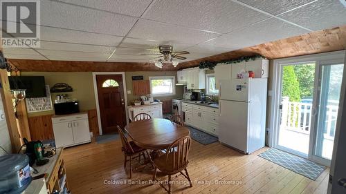 810 Second Avenue S, South Bruce Peninsula, ON - Indoor Photo Showing Dining Room