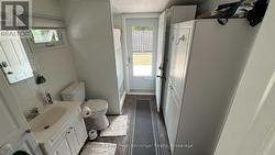 Bathroom/ Ensuite - 