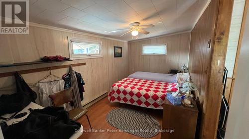 Bedroom #1 - 810 Second Avenue S, South Bruce Peninsula, ON - Indoor Photo Showing Bedroom