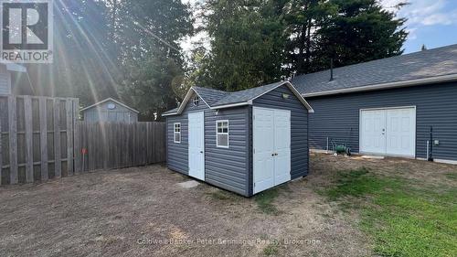 Bunkie - 810 Second Avenue S, South Bruce Peninsula, ON - Outdoor With Exterior