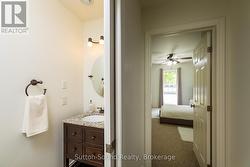 2 pc Bath - 