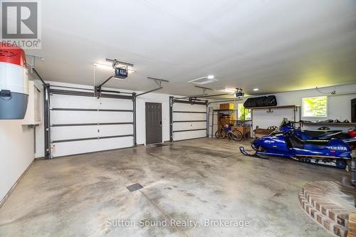 Primary Res Garage - 505556 Grey Road 1 Road, Georgian Bluffs, ON - Indoor Photo Showing Garage