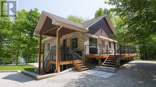 505556 Grey Road 1 Road, Georgian Bluffs, ON - Outdoor With Deck Patio Veranda