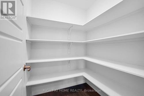 57 PLACETTE STITCH MEWS , Ottawa, Ontario K0A 2Z0 5
