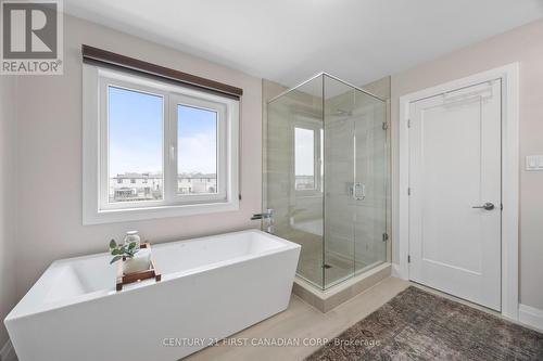 2773 Heardcreek Trail, London North (North S), ON - Indoor Photo Showing Bathroom