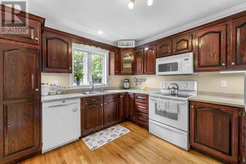 42 Mainsail Drive, Topsail, NL - Indoor Photo Showing Kitchen With Double Sink