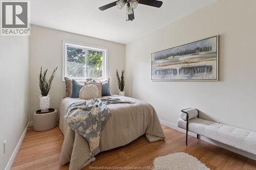 1544 Imperial Crescent, Windsor, ON - Indoor Photo Showing Bedroom