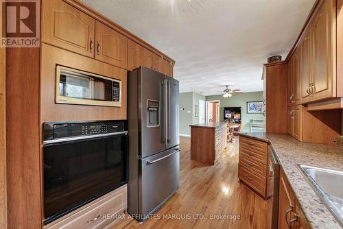 185 Dominion Street N, North Glengarry, ON - Indoor Photo Showing Kitchen