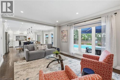 35 Culotta Drive, Waterdown, ON - Indoor Photo Showing Living Room