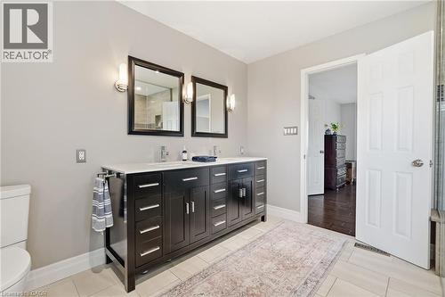 35 Culotta Drive, Waterdown, ON - Indoor Photo Showing Bathroom
