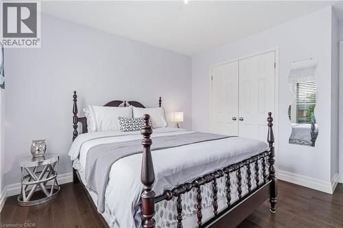 35 Culotta Drive, Waterdown, ON - Indoor Photo Showing Bedroom