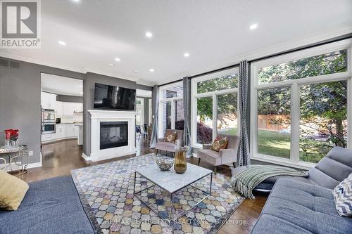 2 Havenwood Way, London North (North O), ON - Indoor Photo Showing Living Room With Fireplace
