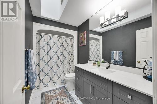 2 Havenwood Way, London North (North O), ON - Indoor Photo Showing Bathroom