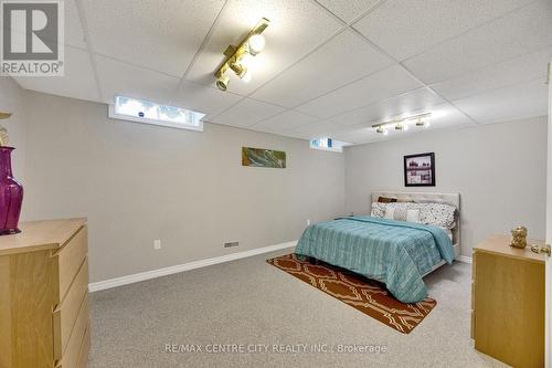 2 Havenwood Way, London North (North O), ON - Indoor