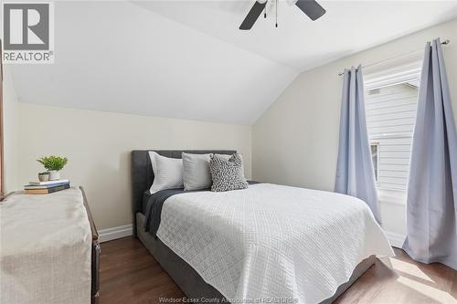 1585 Pillette, Windsor, ON - Indoor Photo Showing Bedroom