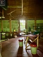 One room cabin with vaulted ceiling - 