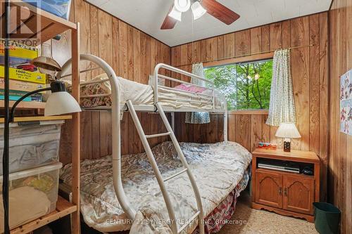 1362 Mosque Lake Lane, Frontenac (Frontenac North), ON - Indoor Photo Showing Bedroom