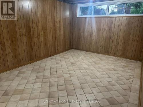 Recreation room in basement with 2 above grade win - 309 Queen Mary Drive, Oakville, ON - Indoor Photo Showing Other Room