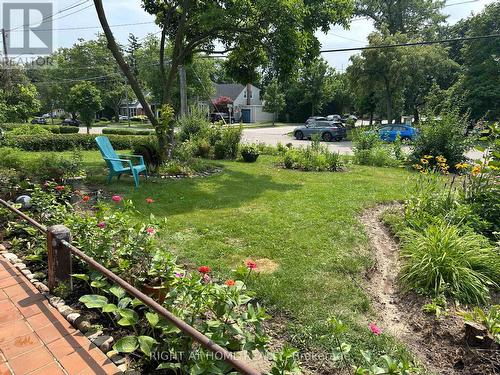 309 Queen Mary Drive, Oakville, ON - Outdoor