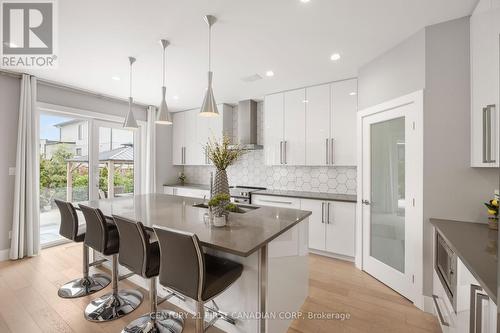 2190 Bakervilla Street, London South (South V), ON - Indoor
