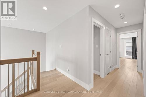 2190 Bakervilla Street, London South (South V), ON - Indoor Photo Showing Other Room