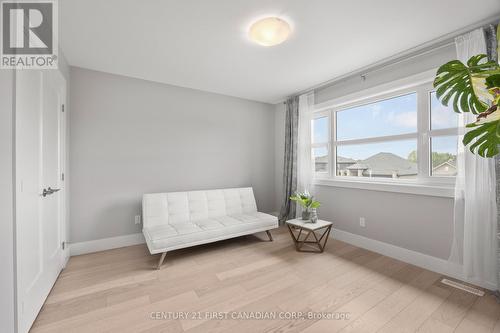 2190 Bakervilla Street, London South (South V), ON - Indoor Photo Showing Other Room