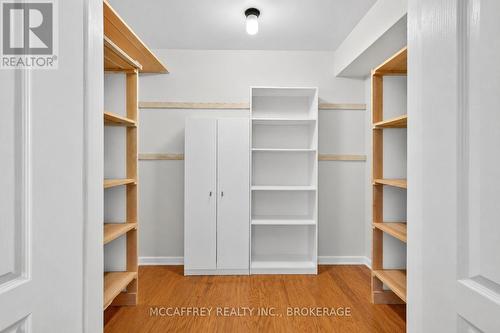 9 Hartwood Crescent, Greater Napanee (Greater Napanee), ON - Indoor With Storage
