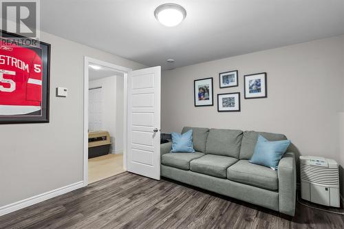 72 Maurice Putt Crescent, St John'S, NL - Indoor Photo Showing Living Room