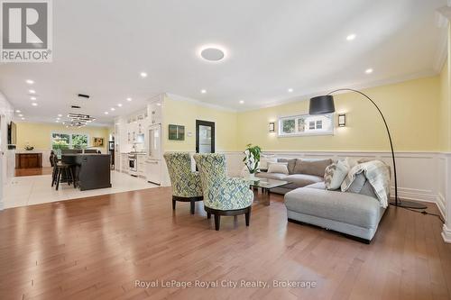 2866 sq ft  main floor--you live the bungalow life - 33 Edgehill Drive, Guelph (Exhibition Park), ON - Indoor Photo Showing Living Room