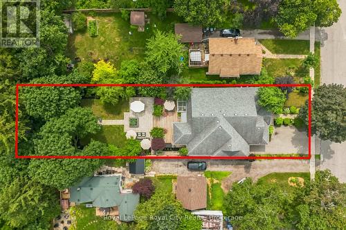 1/4 Acre estate  with a luxury bungalow lifestyle - 33 Edgehill Drive, Guelph (Exhibition Park), ON - Outdoor With View