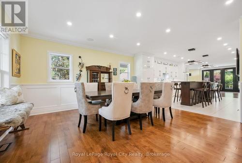 Open from front to back-- more than 50 ft!! - 33 Edgehill Drive, Guelph (Exhibition Park), ON - Indoor Photo Showing Dining Room