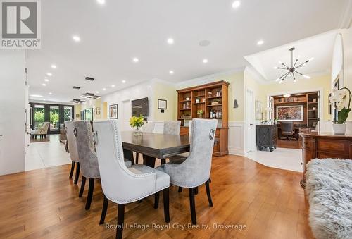 A party of 100 people mull easily in these 3 rooms - 33 Edgehill Drive, Guelph (Exhibition Park), ON - Indoor Photo Showing Dining Room