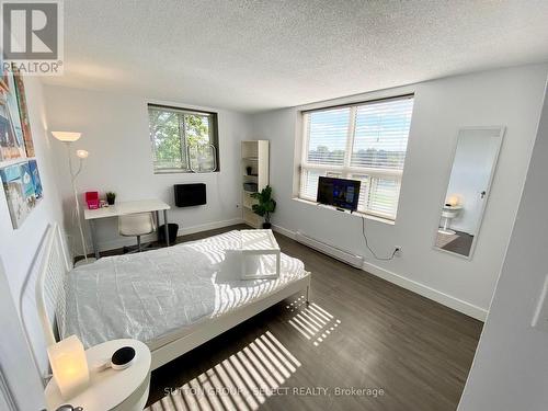 505 - 626 First Street, London East (East H), ON - Indoor