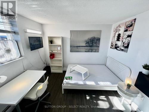 505 - 626 First Street, London East (East H), ON - Indoor