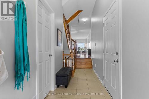 966 Torovin Private, Ottawa, ON - Indoor Photo Showing Other Room