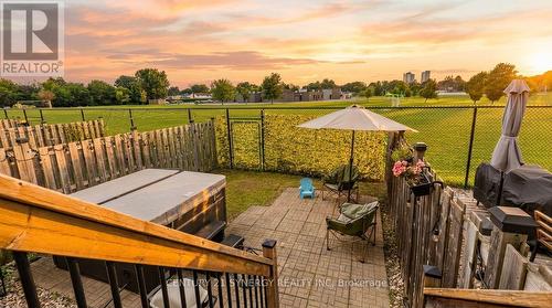 966 Torovin Private, Ottawa, ON - Outdoor With Deck Patio Veranda
