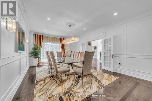 384 Kennedy Street W, Aurora, ON - Indoor Photo Showing Dining Room