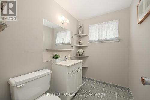 74 - 100 Darras Court, Brampton, ON - Indoor Photo Showing Bathroom