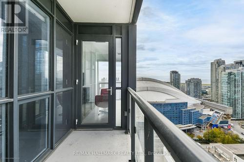 2712 - 300 FRONT STREET W , Toronto, Ontario M5V 0E9 4