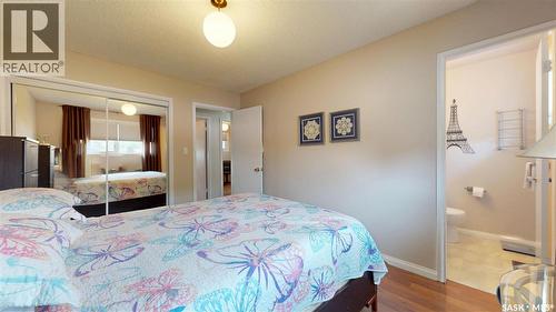 131 Wells Street, Regina, SK - Indoor Photo Showing Bedroom