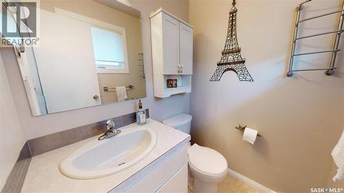 131 Wells Street, Regina, SK - Indoor Photo Showing Bathroom