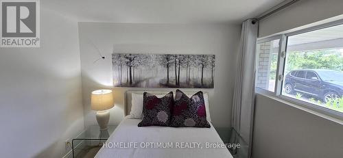 400 Maple Avenue, Halton Hills, ON - Indoor